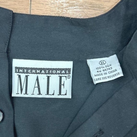 Men's VTG International Male 100% Silk Long Sleev… - image 3