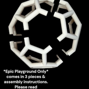 Puede incluir: Una estructura geom&eacute;trica tridimensional blanca hecha de piezas que se entrelazan. La estructura tiene forma de esfera y est&aacute; parcialmente ensamblada. *Epic Playground Only* viene en 3 piezas e instrucciones de montaje. &iexcl;Por favor, lea la descripci&oacute;n a continuaci&oacute;n!