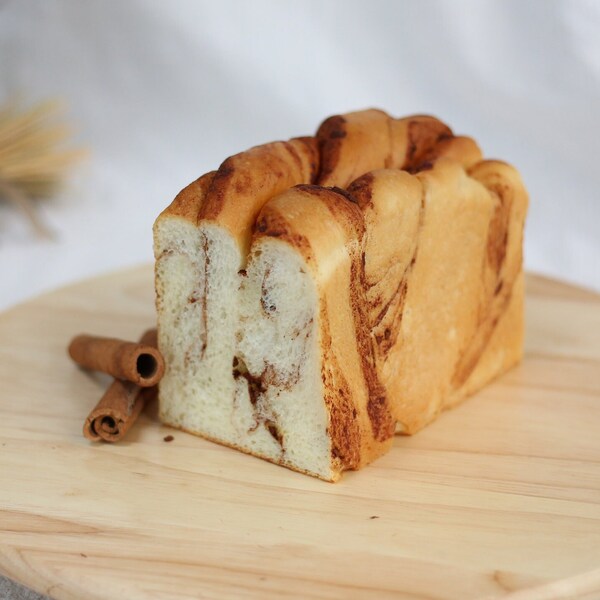 Cinnamon Maple Japanese Soft Bread (Shokupan) Vegan available