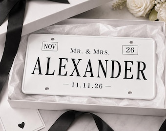 Mr. & Mrs. Alexander Waschtisch | Personalisiertes Hochzeitsdatum Nummernschild