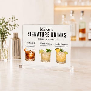 Bordje met kenmerkende drankjes voor een verjaardagsfeest, gepersonaliseerd acryl cocktailmenu, tafelbordje voor 21e, 30e, 40e en 50e verjaardag