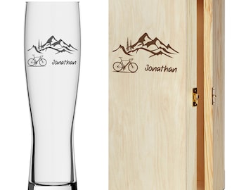 Bierglas mit Gravur - Radfahrer-Glas Camping Berge - Geschenk Geburtstag Weizen