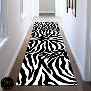 Alfombra de corredor con estampado de cebra: Alfombra con decoración animal