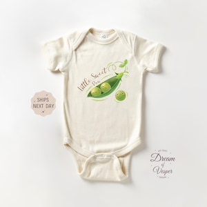Little Sweet Pea Onesie®, Funny Pea Baby Bodysuit, Cute Natural Baby Onesie®, Vegetable Baby Onesie®, Baby Shower Gift, Retro Baby Onesie®