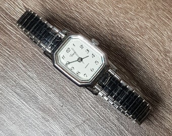 Timex Ladies Quartz Vintage Silver Tone Watch with Stretchable Band