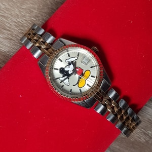Disney Mickey Mouse Watch with Stainless Steel Band by SII Marketing International Inc