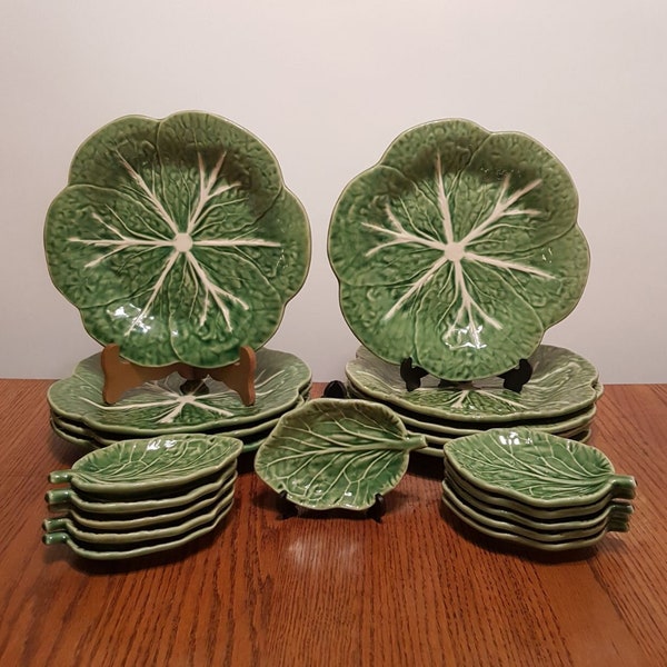 Bordallo Pinheiro Green Cabbage Plates