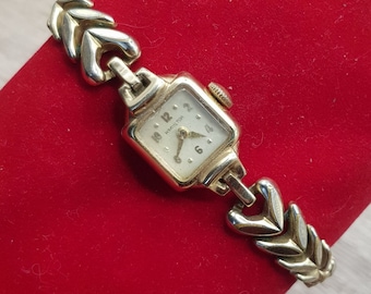Hamilton 17 Jewels Vintage Ladies Wrist Watch Grade 750 14K Gold Filled 1951 Working