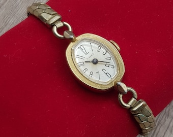 Orologio meccanico da donna Timex con cassa in acciaio inossidabile, non funzionante.
