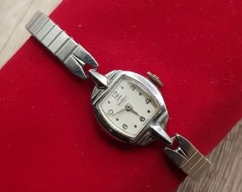 Waltham Swiss Vintage Ladies Wrist Watch 17 Jewels