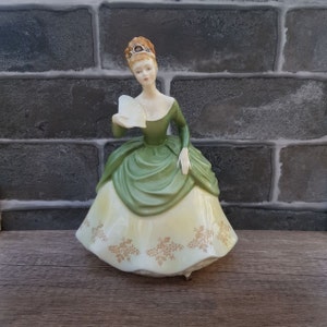 Royal Doulton Soiree Figurine HN 2312 England