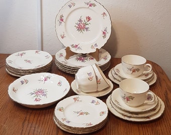 Homer Laughlin Household Institute Priscilla Pattern Vintage Dinnerware Set - Made In USA