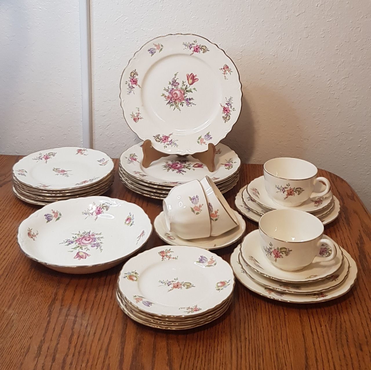 Mix and Match Vintage Dishes Homer Laughlin Skytone bluemont Pattern Pink  and White Floral Red on Black Green Branch Plates Bowls C. 1950s 