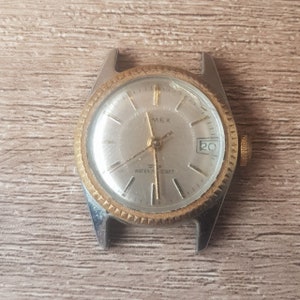 Timex Ladies Mechanical Vintage Watch with Date Indicator