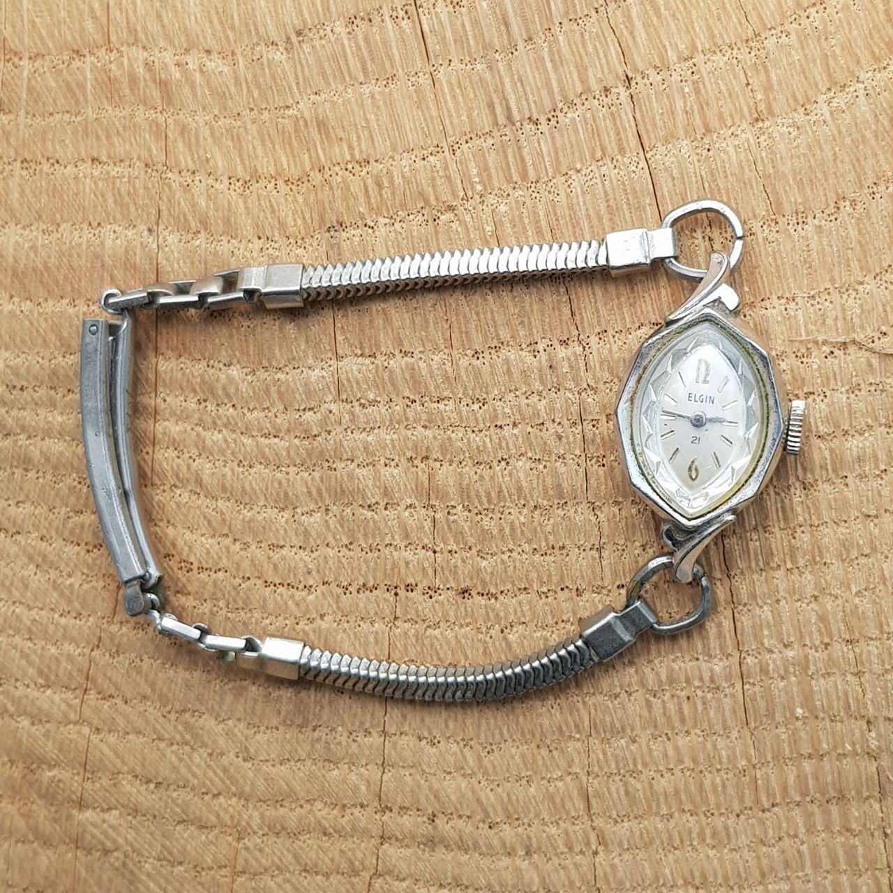 Antique Elgin intage GF Stretchable Metal Band Ladies Manualwind Watch. Runs Elgin Wind up Watch - Etsy main image 2