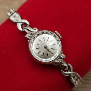 Wittnauer Swiss Vintage Ladies Wrist Mechanical Diamond Accented Watch 17 Jewels 10k Gold Filled