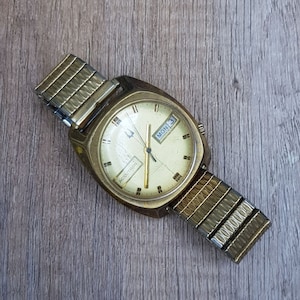 Bulova Accutron Day Date Men&#39;s Wrist Watch 1971