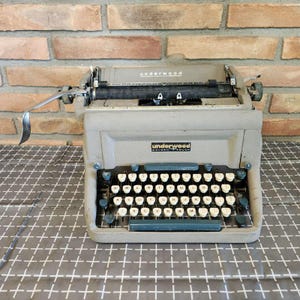 Underwood Golden Touch Typewriter - Etsy