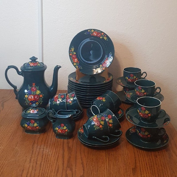 Mitterteich Bavaria Vintage Tea Set of 39 Pieces