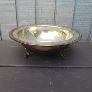 Oneida Silver Plate 3 Footed Round Serving Bowl with Decorative Rim