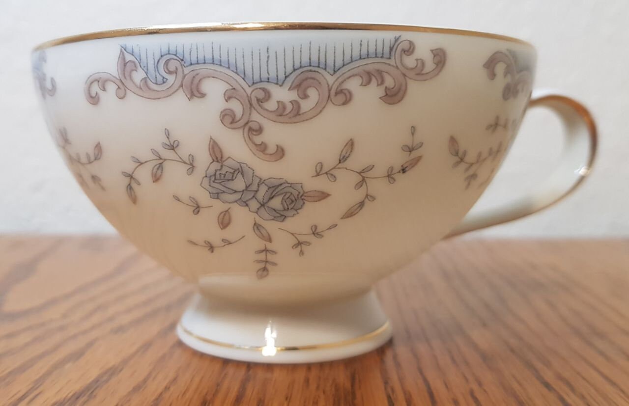 Imperial China Seville 5303 by W Dalton Japan Vintage Tea Set Set of 14