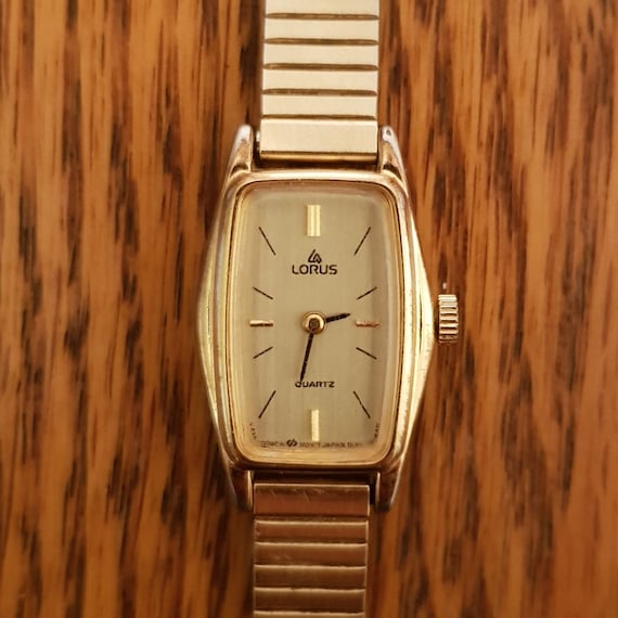 Lorus quartz shop chronograph
