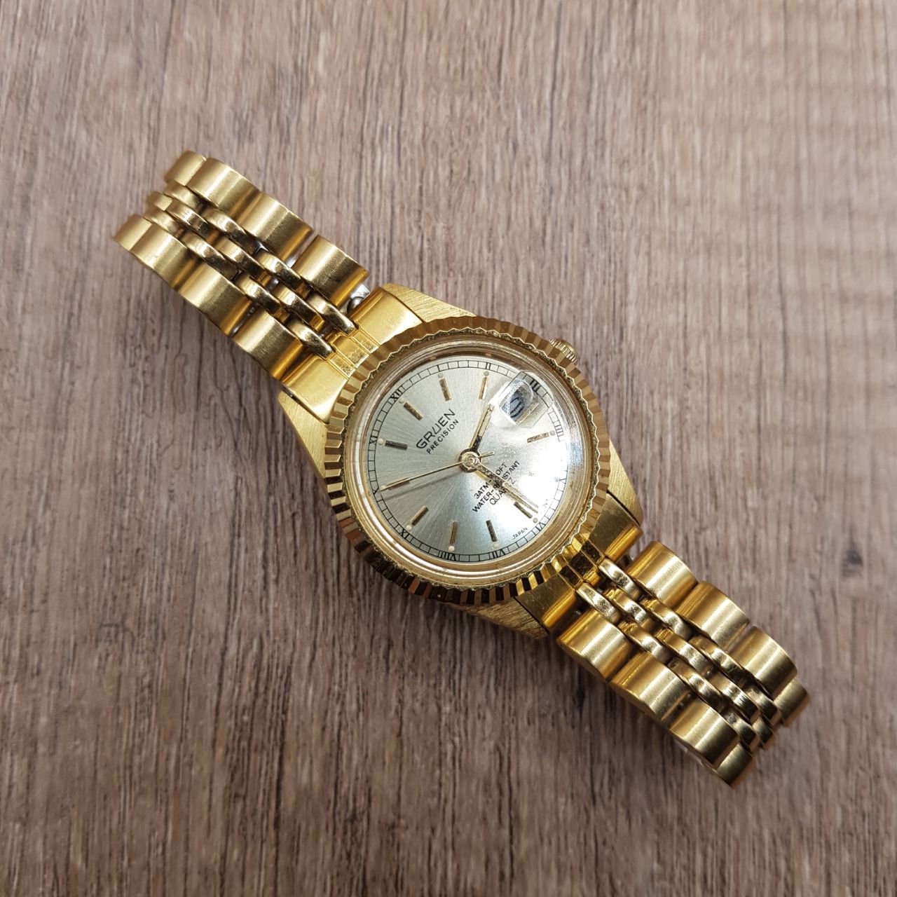 Gruen Precision President Day Quartz Vintage Ladies Wrist Watch Working
