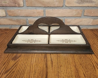 Pfaltzgraff Village Wood Party Server with 4 Inserts USA