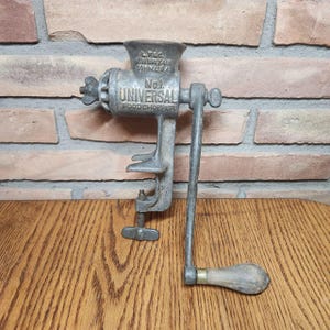 Universal No 1 Gusseisen Chopper Fleischmühle L.F. & C. New Britain CONN USA