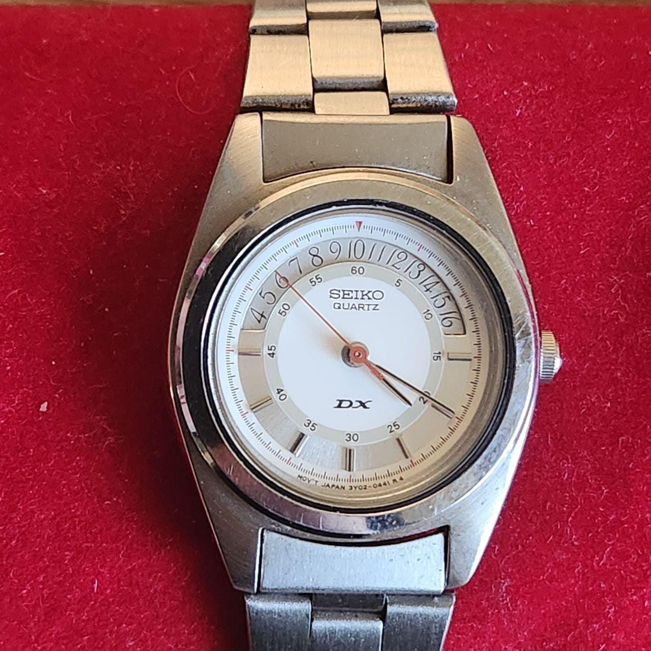 Seiko DX Quartz 3Y02-0211 Women