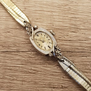 Bulova La Petite 14K Gold mit Diamanten Schweizer Damen Armbanduhr 23 Jewels 1973