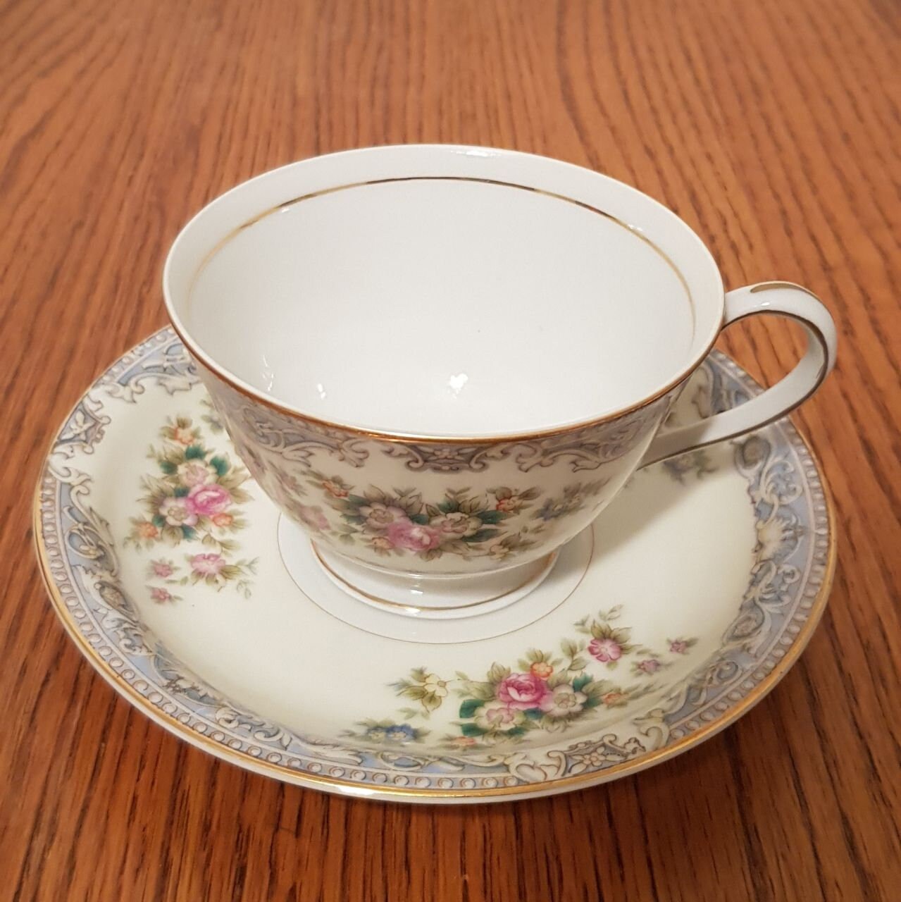 Vintage Yamaka China Occupied Japan Tea Tea Cup and Saucer With