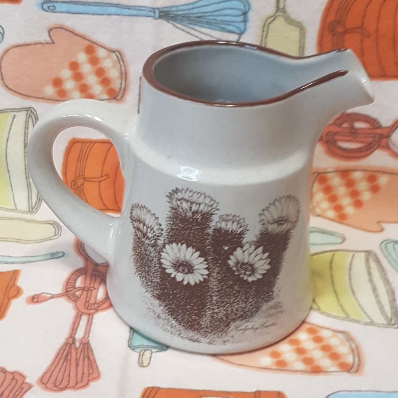 Noritake STONEWARE DESERT FLOWERS 26cm プレート 7枚セット ノリタケ フラワー 盛皿 取皿 北欧 札幌市 中央区 南12条 Noritake Stoneware DESERT FLOWERS Set of 4 Dinner Plates Brown
