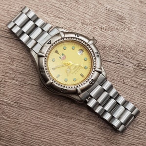 TAG Heuer 1500 Professional 200 Meters Ladies Quartz Wrist Watch