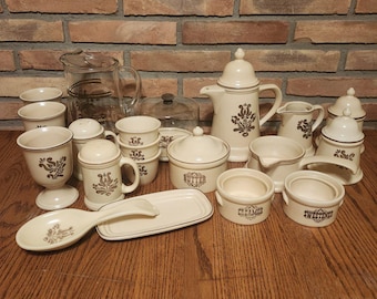 Pfaltzgraff Village Vintage Dinnerware Set USA