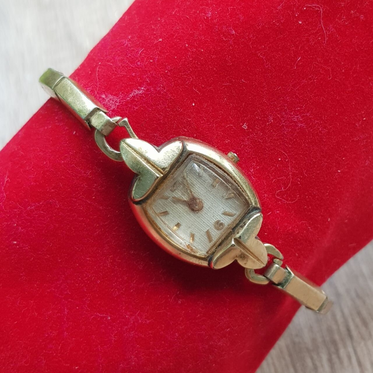 Vintage Longines Wittnauer 10k Gold GF Mens Watch date 1960