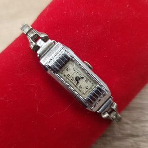 Bulova Joan Swiss Ladies Wrist Watch 7 Jewels 10K Rolled Gold Plate Sterling Band 1935