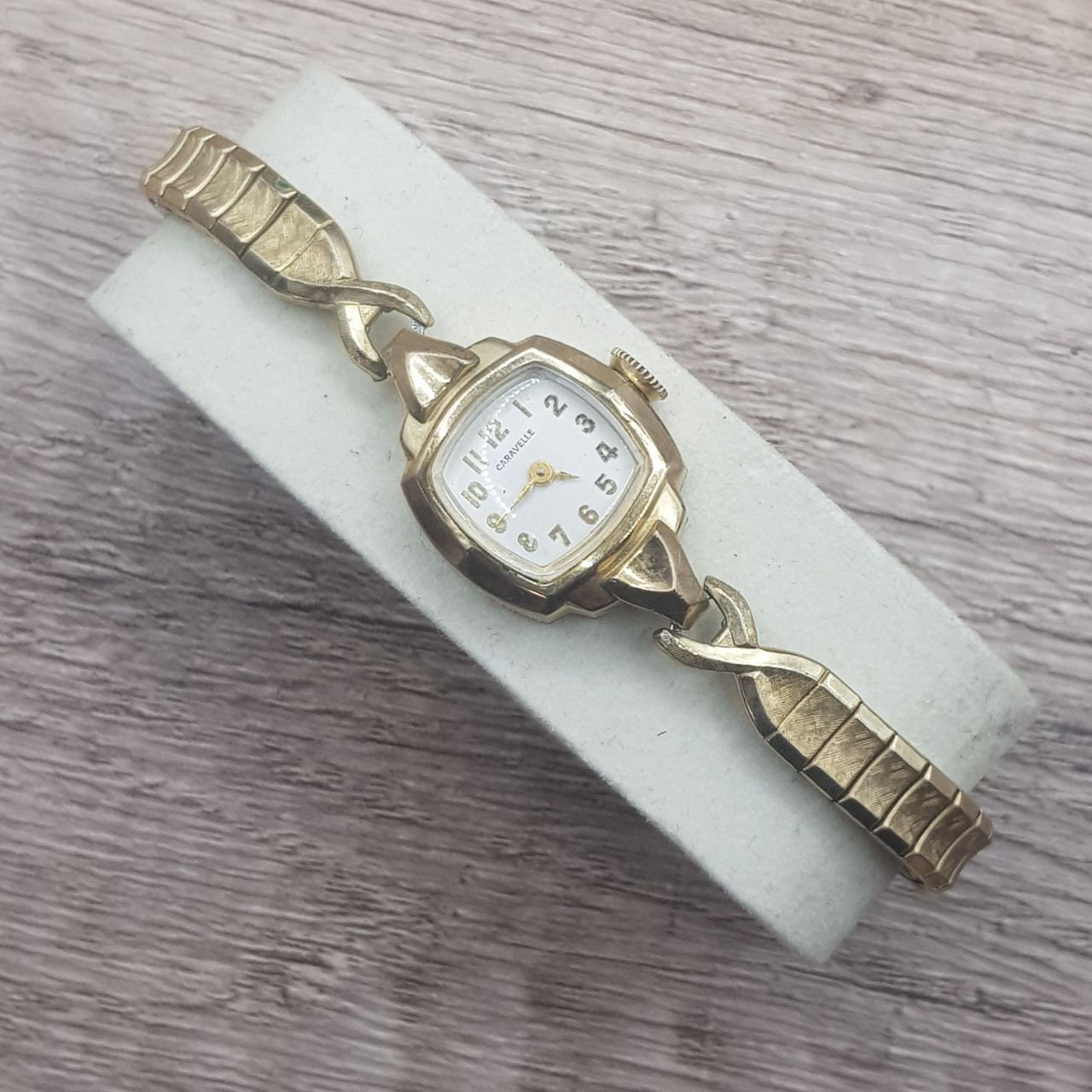 Caravelle Swiss Ladies Wrist Watch 7 Jewels 1974 Not Working - Etsy