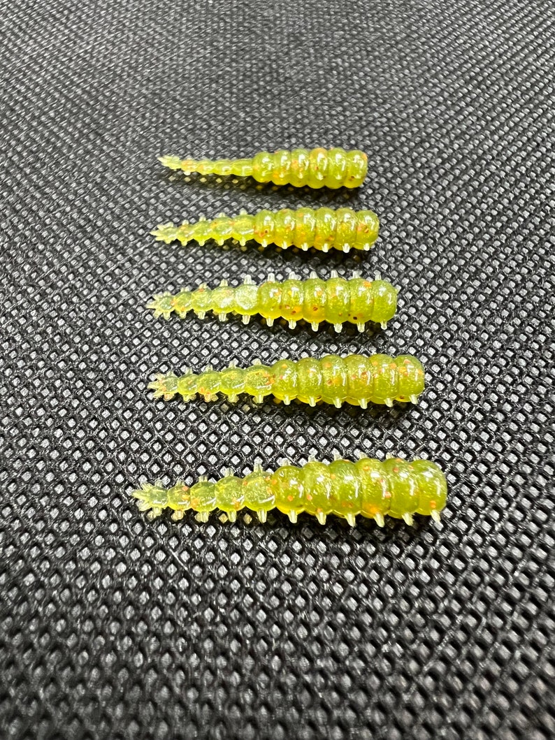 Soft Plastic Lures Micro Baits 10pk 1.1 Inch Battle Grub Single Color