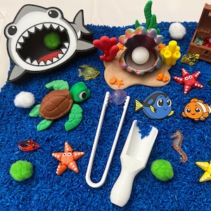 Ocean Sensory Bin Montessori Play Kit, Sea Life Sensory Activity for Toddlers & Kids, Shark Ocean Bin, Fine Motor Learning Toy