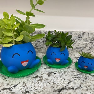 Oddish Planter with Drip Tray - Fully Colored Pokemon Inspired Plant Pot | Cute Indoor Planter | Unique Home or Office Decor Gift