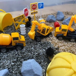 Construction Sensory Bin - Montessori Play Kit for Kids | Pretend Play | Flisat Filler | Busy Bin