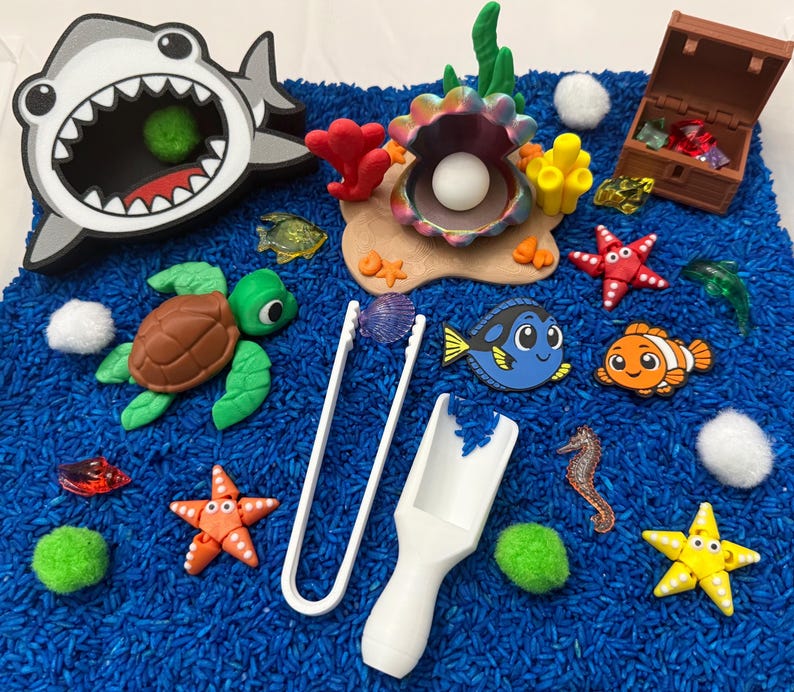 Ocean Sensory Bin Montessori Play Kit, Sea Life Sensory Activity for Toddlers & Kids, Shark Ocean Bin, Fine Motor Learning Toy