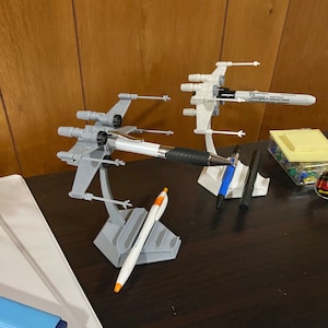 X-Wing Inspired Pen Holder - The Ultimate Desk Accessory for Star Wars Fans - Sci-Fi Office Decor & Unique Fan Gift