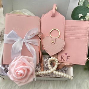 Summer gift box, Birthday gift, Gift box for women Best Friend gift idea, Gift box for women, Care package for her, Co Worker gift