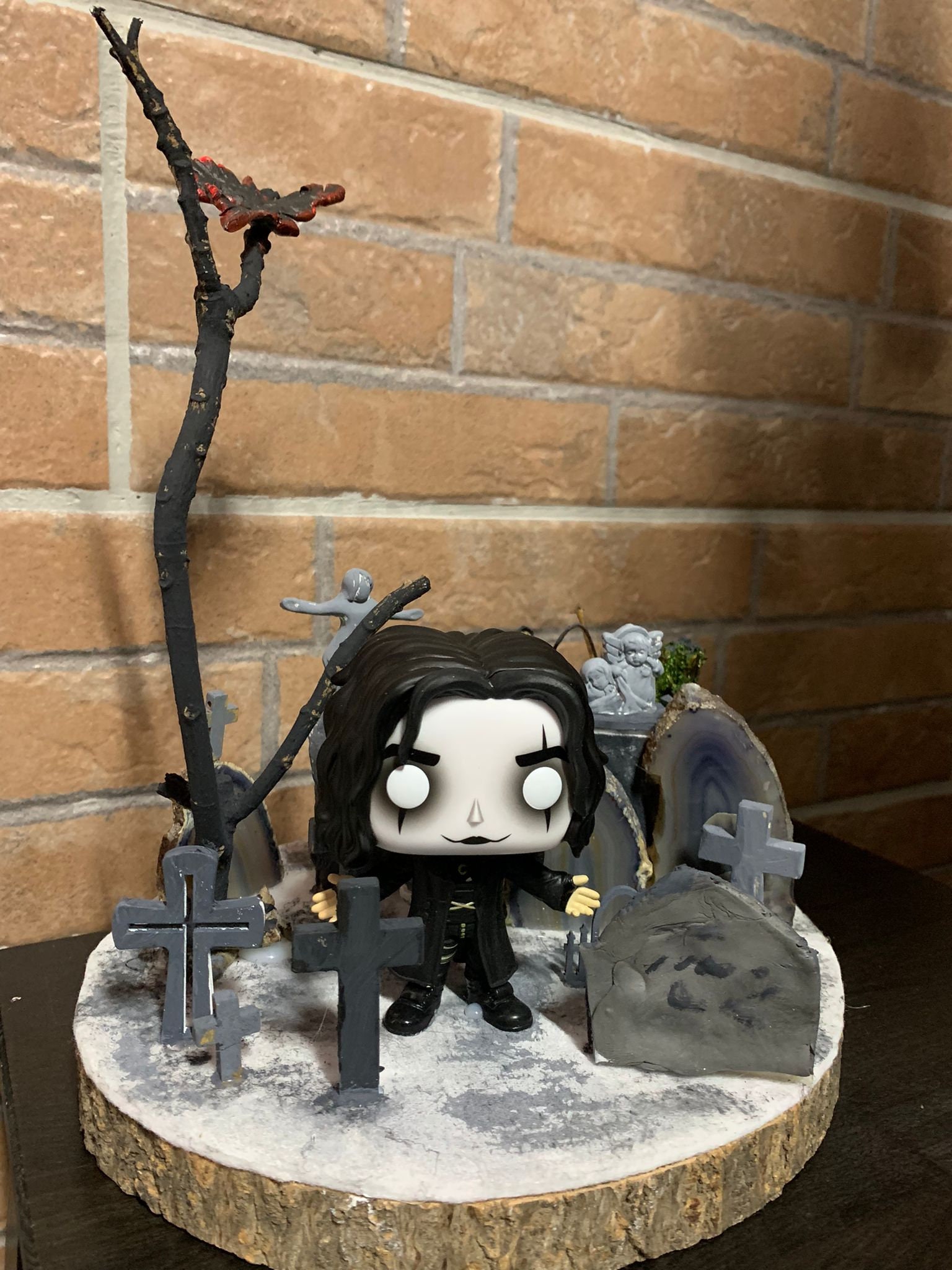 Diorama Funko Pop - the Crow - Eric in the Cemetery - Etsy