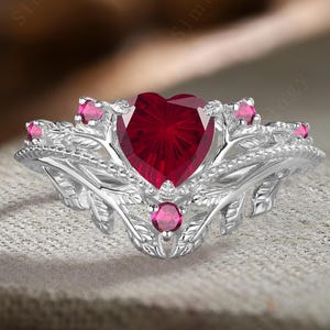 Unik hjärtformad fyrverkerislipad rubin förlovningsring i 10K/14K vitt guld, klusterring med födelsesten i juli, friarring, löfte till brud, jubileumspresenter