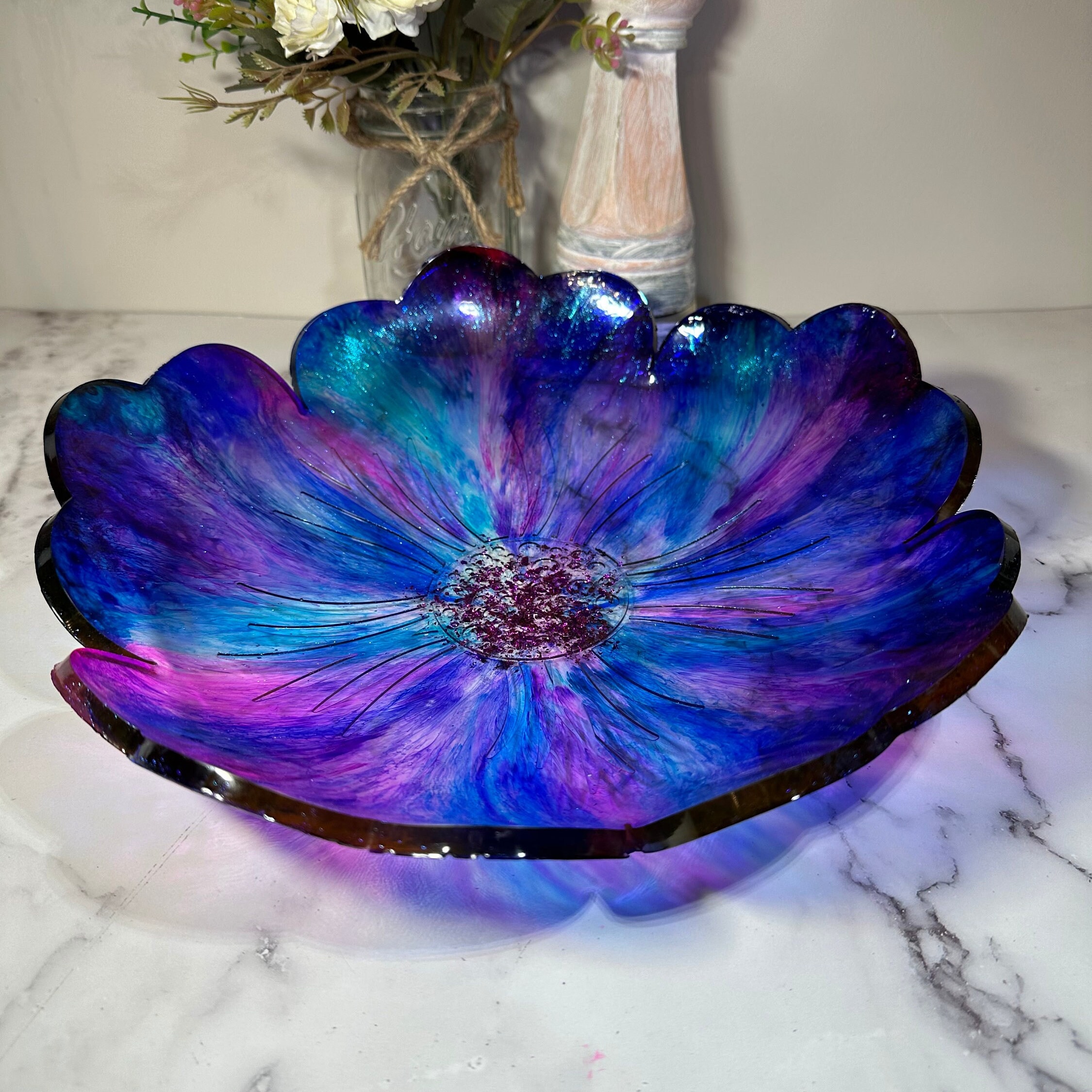 Customizable Resin Art Flower Shape Bowl, Sculpture Bowl, Vibrant
