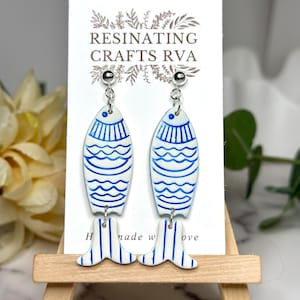 Fish Earrings, Polymer Clay Ocean Earrings, Beachy Cute Fish Earrings, Summer Beach Jewelry, Coastal Gift for Her, Beachy Dangle,