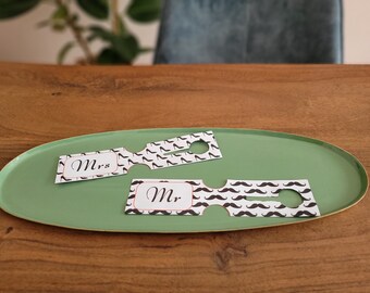 Honeymoon Gift: Luggage Tags "Mr and Mrs" and "Team Bride and Team Groom", Digital File (PDF)